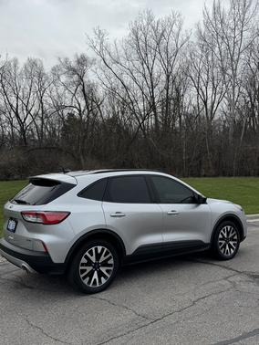 2020 Ford Escape SE Sport Hybrid