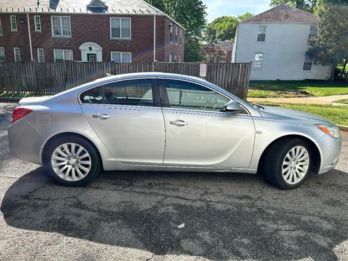 Silver 2011 Buick Regal CXL