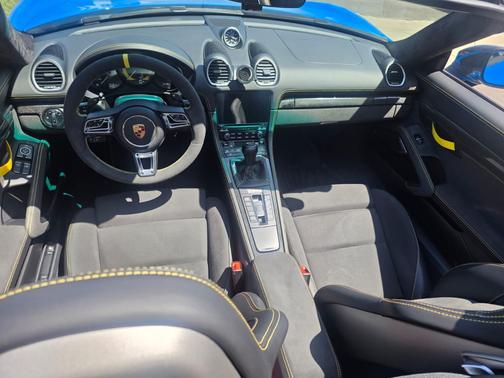 Blue 2023 Porsche 718 Spyder 718 Spyder