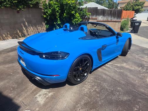 Blue 2023 Porsche 718 Spyder 718 Spyder