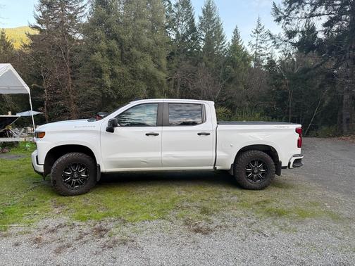 2019 Chevrolet Silverado 1500 Custom