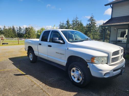 2004 Dodge Ram 2500 Laramie Quad Cab