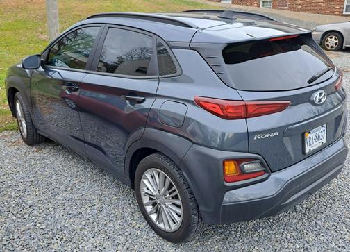 2021 Hyundai KONA SEL