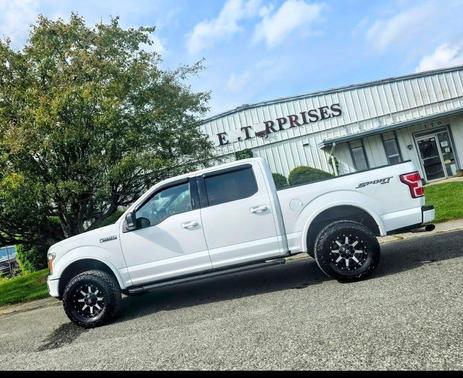 White 2019 Ford F-150 XLT