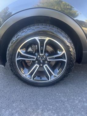 Black 2014 Ford Explorer Sport