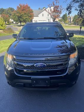 Black 2014 Ford Explorer Sport