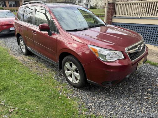 Red 2015 Subaru Forester 2.5i Premium