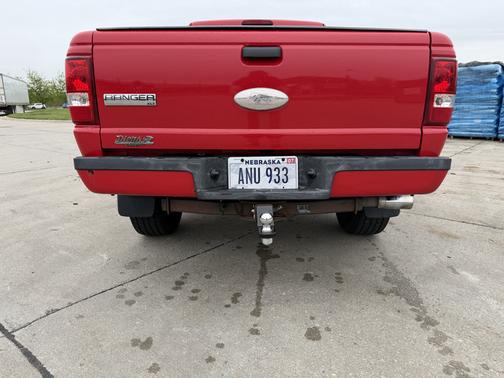 Red 2009 Ford Ranger XLT SuperCab