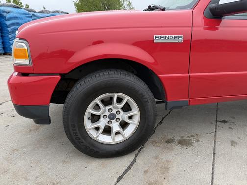 Red 2009 Ford Ranger XLT SuperCab