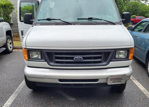 2006 Ford E350 Super Duty Base