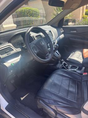 White 2016 Honda CR-V LX
