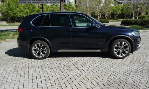 Blue 2018 BMW X5 xDrive35d