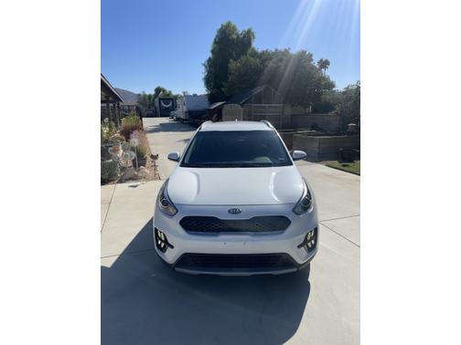 2021 Kia Niro LX