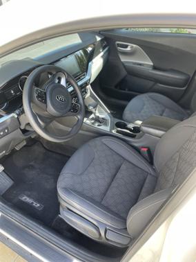 2021 Kia Niro LX