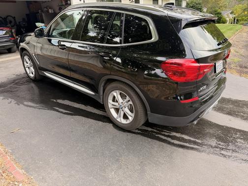 Black 2018 BMW X3 xDrive30i