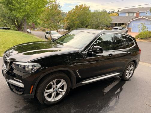 Black 2018 BMW X3 xDrive30i