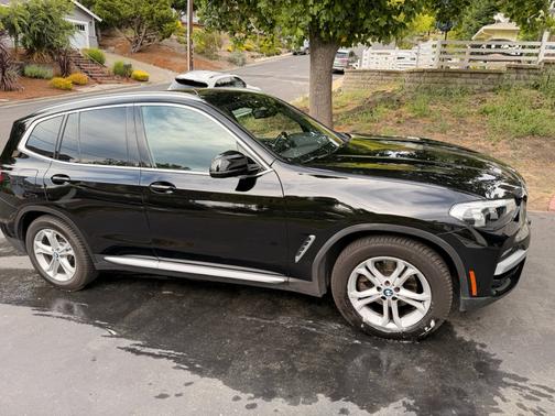 Black 2018 BMW X3 xDrive30i