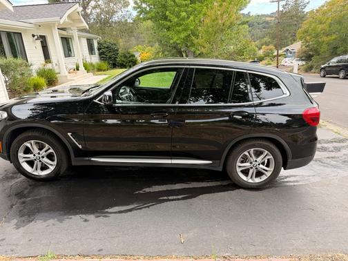 Black 2018 BMW X3 xDrive30i