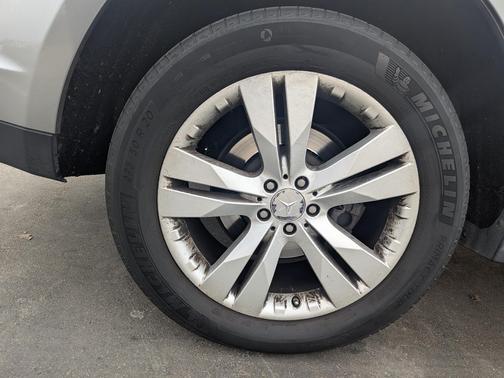 Silver 2012 Mercedes-Benz GL-Class GL 450 4MATIC