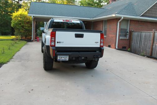 2009 Hummer H3T Alpha