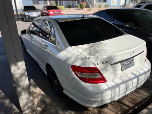 White 2010 Mercedes-Benz C-Class C 300