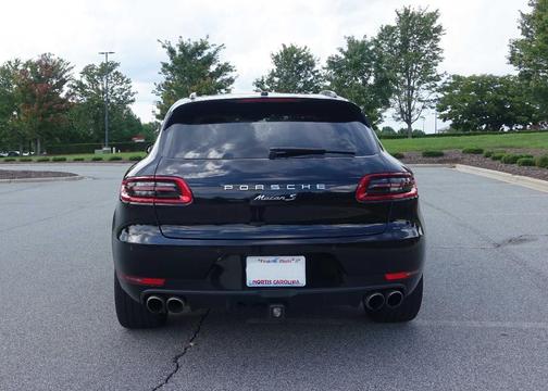 Black 2018 Porsche Macan Macan S