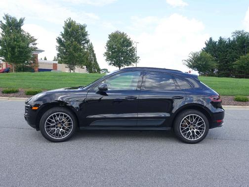Black 2018 Porsche Macan Macan S