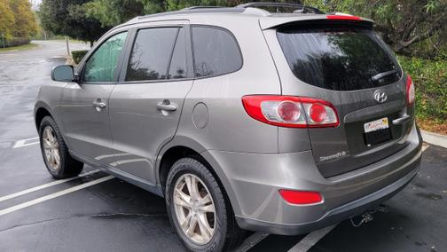 2012 Hyundai SANTA FE SE