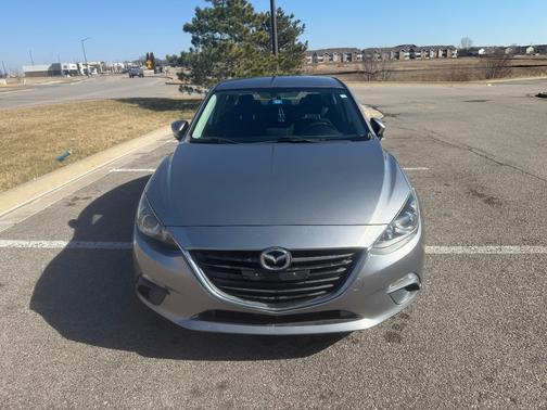 2015 Mazda Mazda3 i Sport