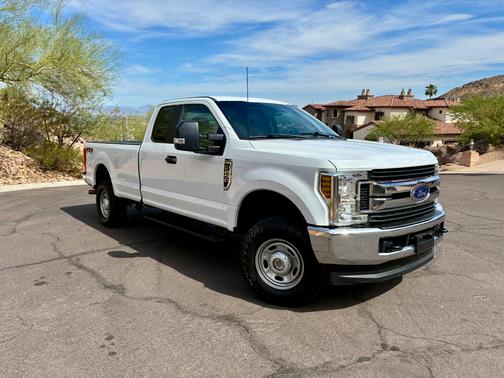 White 2019 Ford F-250 XL