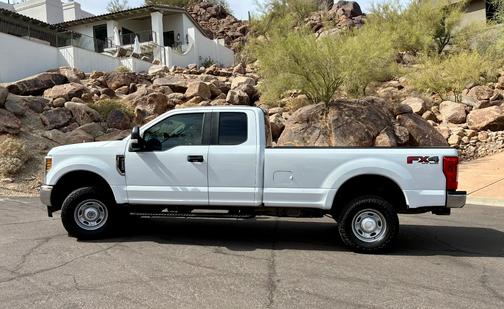 White 2019 Ford F-250 XL