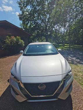 Silver 2022 Nissan Sentra SV