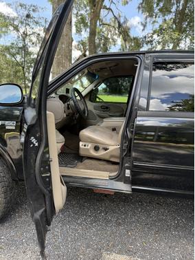 2002 Ford F-150 XLT SuperCrew