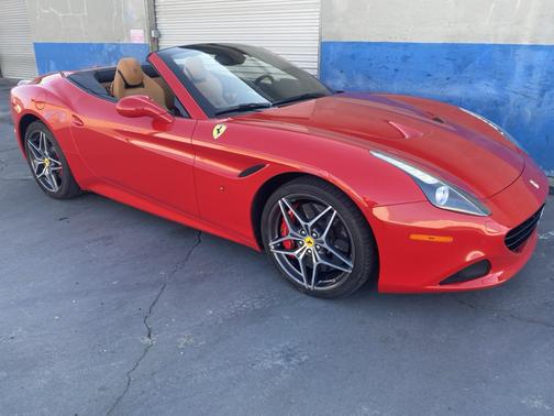 2015 Ferrari California T