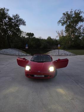 Red 2003 Toyota MR2 Spyder