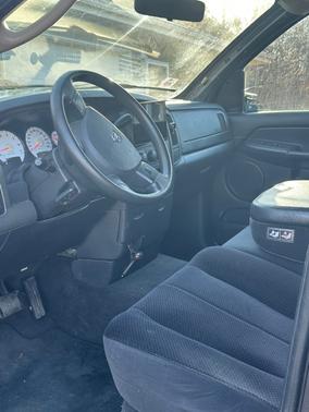 Gray 2004 Dodge Ram 1500 SLT Quad Cab