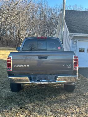 Gray 2004 Dodge Ram 1500 SLT Quad Cab