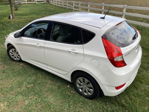 2016 Hyundai Accent SE