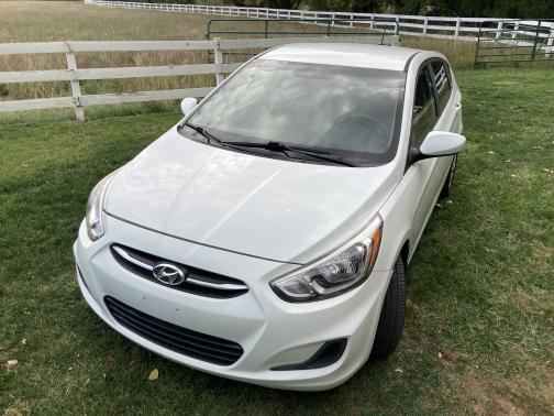 2016 Hyundai Accent SE