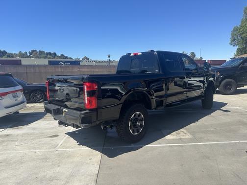 2024 Ford F-350 Lariat