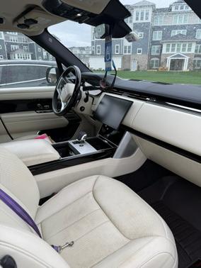 2024 Land Rover Range Rover P400 SE SWB