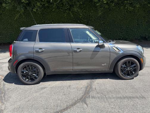 Brown 2012 MINI Cooper S Countryman Base