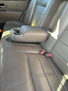 2001 Lincoln Town Car Signature