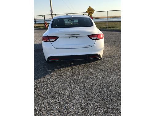 2015 Chrysler 200 C
