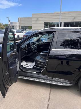 Black 2014 Mercedes-Benz M-Class ML 350 4MATIC