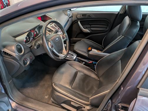 2012 Ford Fiesta SES