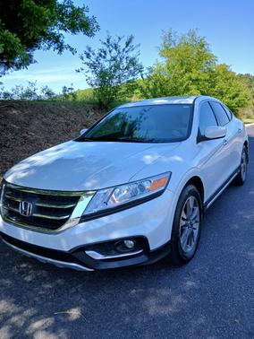 White 2013 Honda Crosstour EX