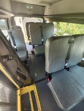 2010 Ford E250 Base