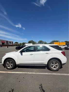 White 2014 Chevrolet Equinox LS
