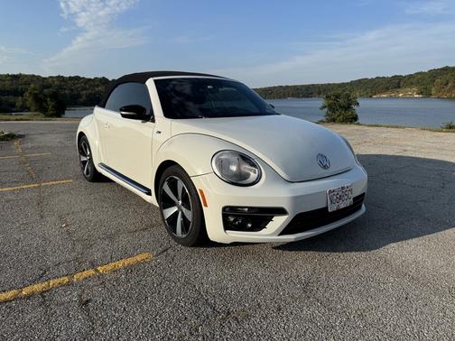 2015 Volkswagen Beetle 2.0T R-Line